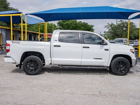 Used 2021 Toyota Tundra SR5 RWD image 4