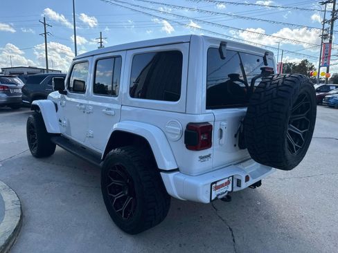 Certified 2022 Jeep Wrangler Unlimited Sahara image 5