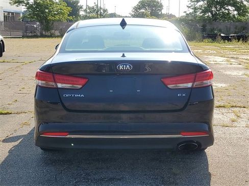 Used 2018 Kia Optima EX image 6