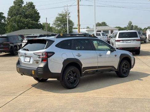 Used 2024 Subaru Outback Wilderness w/ Wilderness Package image 7