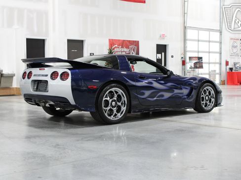 Used 2000 Chevrolet Corvette Coupe image 28