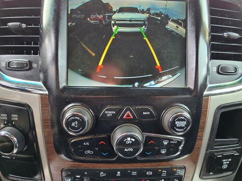 Used 2017 RAM 2500 Laramie w/ Off Road Package image 16