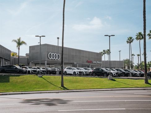 Used 2025 Audi A5 2.0T Premium Plus w/ Premium Plus AWD/4WD image 29