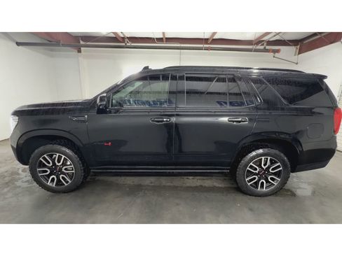 Certified 2023 GMC Yukon AT4 w/ AT4 Premium Package AWD/4WD image 5