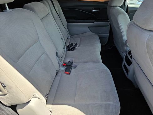 Used 2016 Honda Pilot LX image 11