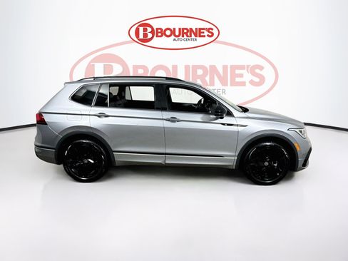 Used 2023 Volkswagen Tiguan SE R-Line FWD image 12