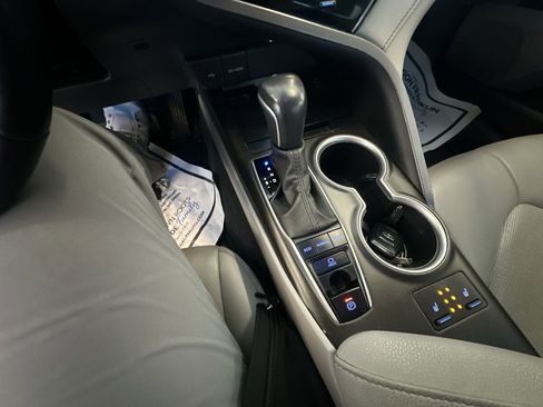 Used 2023 Toyota Camry XLE w/ Cold Weather Package image 25