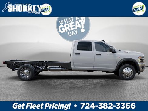 New 2026 RAM 5500 Tradesman w/ Chrome Appearance Group AWD/4WD image 21