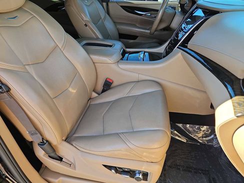 Used 2018 Cadillac Escalade Platinum image 22