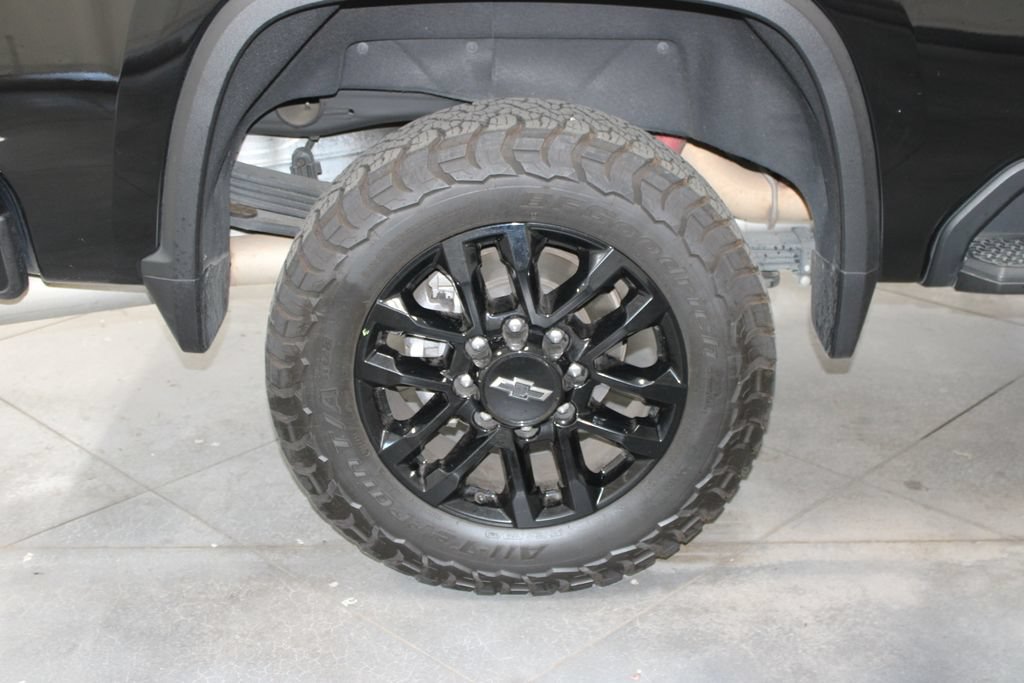 Used 2025 Chevrolet Silverado 2500 LTZ w/ LTZ Plus Package AWD/4WD image 73