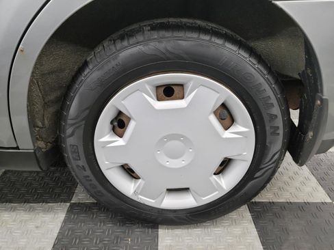 Used 2009 Nissan Versa 1.8 S w/ PWR Pkg image 19