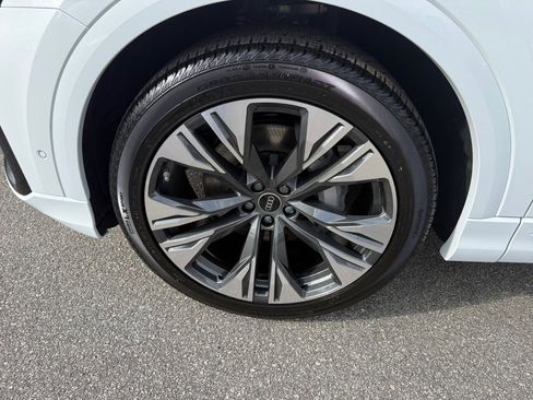 New 2026 Audi Q8 Premium Plus image 27