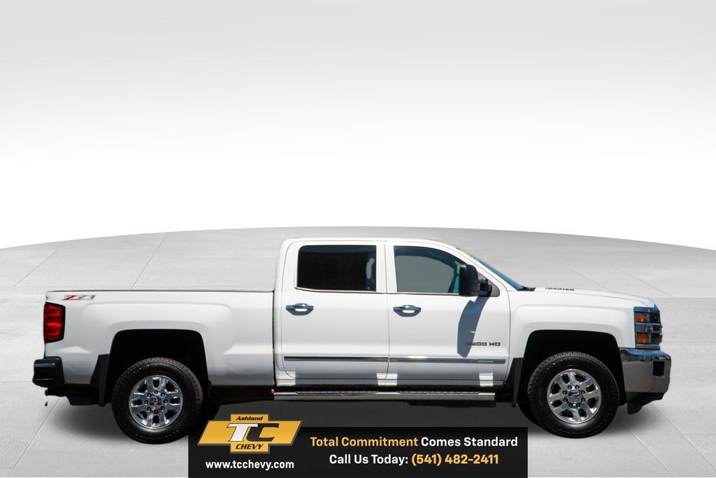 Used 2015 Chevrolet Silverado 2500 LTZ w/ Duramax Plus Package AWD/4WD image 5