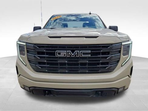 Used 2022 GMC Sierra 1500 Elevation w/ X31 Off-Road Package image 4