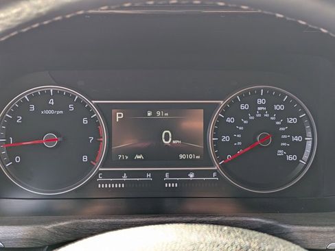 Used 2022 Kia Sorento EX w/ Panoramic Sunroof Package image 8