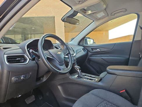 Used 2024 Chevrolet Equinox LT FWD image 10