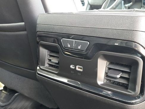 Used 2024 GMC Sierra 2500 AT4X w/ AT4X AEV Edition image 18