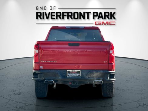 Used 2021 Chevrolet Silverado 1500 LT Trail Boss image 4