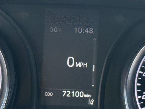 Used 2021 Toyota Camry SE image 15