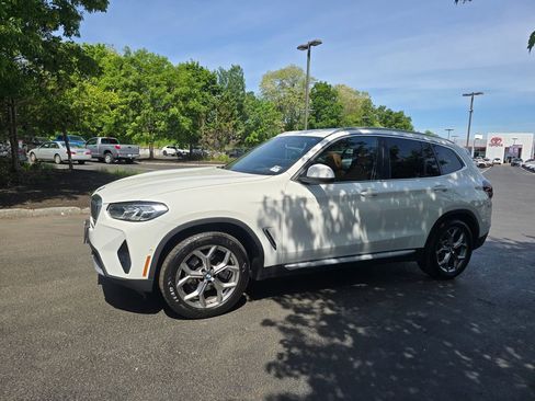 Used 2023 BMW X3 xDrive30i w/ Convenience Package w/ZPA AWD/4WD image 3