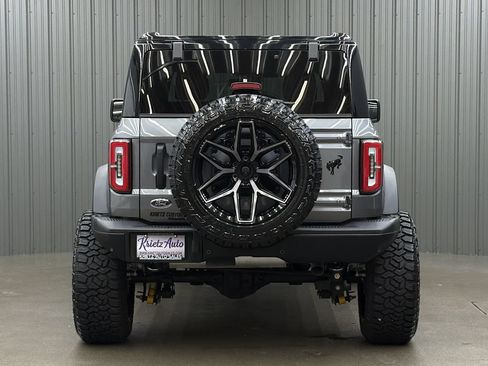 Used 2025 Ford Bronco Badlands w/ Black Appearance Package AWD/4WD image 4
