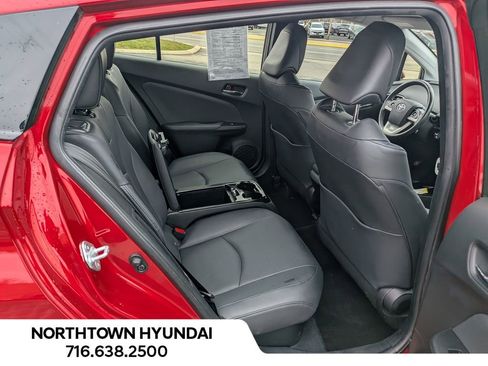 Used 2017 Toyota Prius Prime Premium w/ Preferred Accessory Package image 31