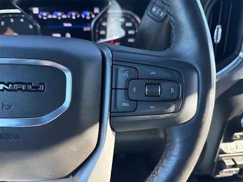 Used 2022 GMC Sierra 1500 Denali w/ Denali Premium Package image 28