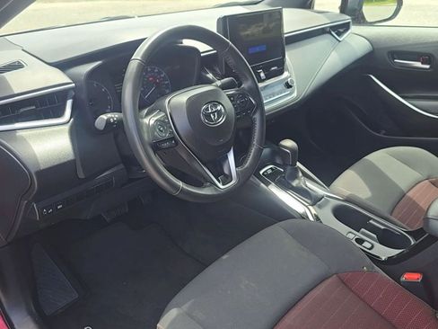 Used 2025 Toyota Corolla SE FWD image 18