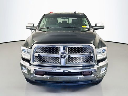Used 2018 RAM 2500 Laramie w/ Convenience Group image 2
