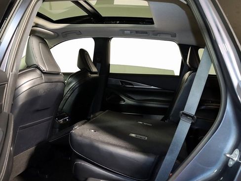Used 2023 INFINITI QX60 Luxe image 15