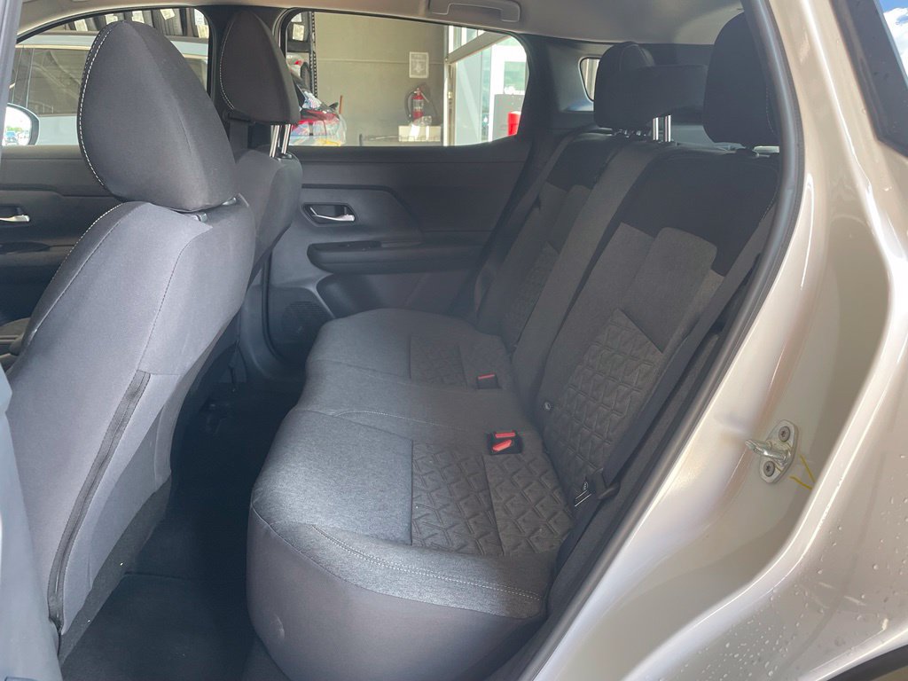 Certified 2026 Nissan Kicks SV FWD image 16