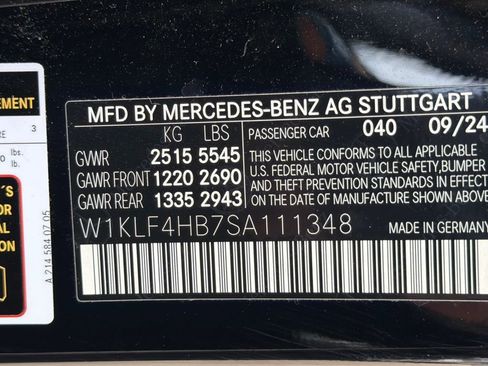 Used 2025 Mercedes-Benz E 350 4MATIC Sedan image 10