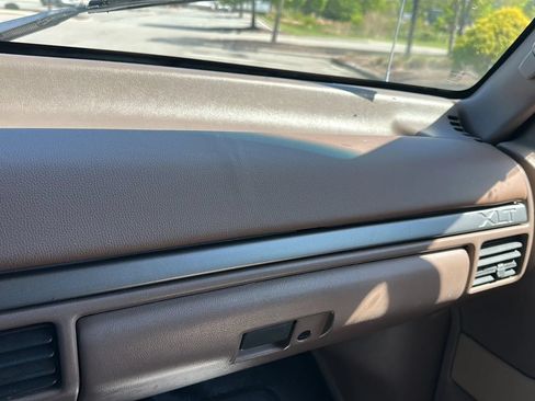Used 1993 Ford Bronco AWD/4WD image 55