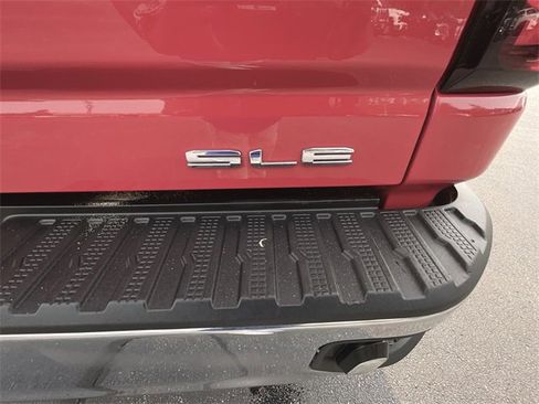 Certified 2022 GMC Sierra 3500 SLE w/ X31 Off-Road Package image 31