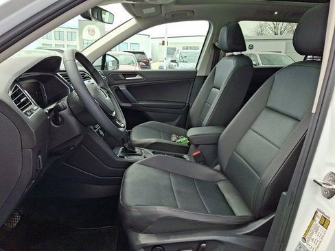 Certified 2020 Volkswagen Tiguan SEL w/ 3rd Row Seat Package image 17