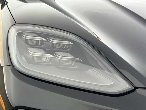 New 2026 Porsche Cayenne S image 28