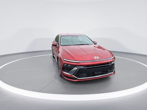 New 2025 Hyundai Sonata SEL image 3