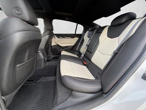 Used 2023 Cadillac CT5 Sport RWD image 23