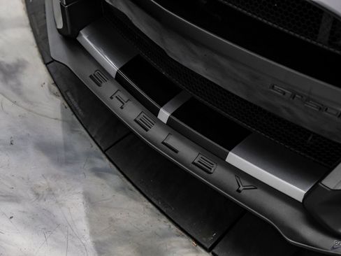 Used 2021 Ford Mustang Shelby GT500 w/ Carbon Fiber Track Pack image 34