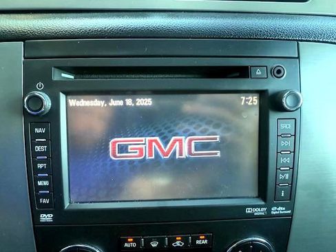 Used 2012 GMC Yukon XL SLT image 19