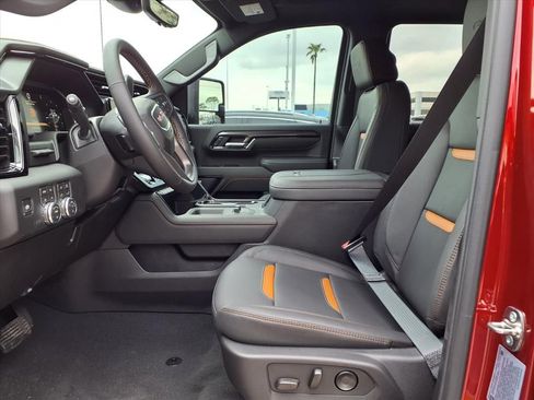 New 2026 GMC Sierra 2500 AT4 w/ AT4 Premium Plus Package AWD/4WD image 8