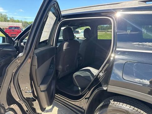 New 2026 Jeep Cherokee Laredo AWD/4WD image 28