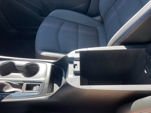 Used 2024 Chevrolet Equinox RS image 28