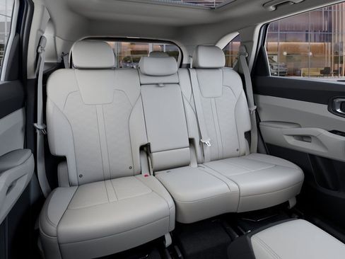 New 2026 Kia Sorento S w/ S Panoramic Sunroof Package FWD image 17