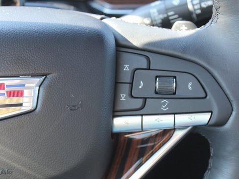 Used 2023 Cadillac Escalade Premium Luxury image 27