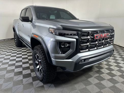 Used 2025 GMC Canyon AT4 w/ AT4X Package AWD/4WD image 7