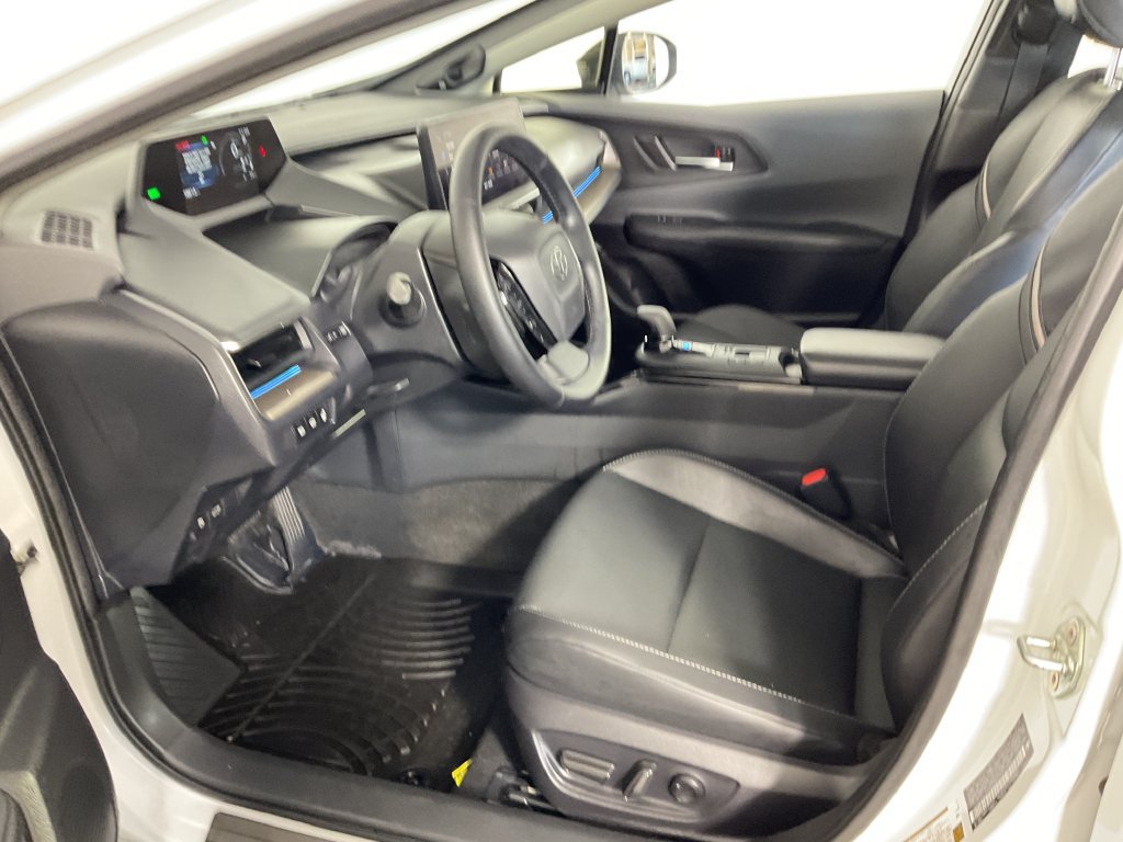 Used 2024 Toyota Prius Limited w/ Limited Premium Package AWD/4WD image 18