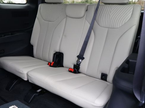 Used 2025 Hyundai Palisade Calligraphy image 22