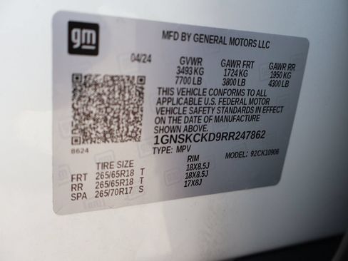 Used 2024 Chevrolet Suburban LT AWD/4WD image 58