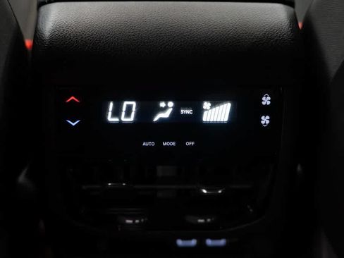 Used 2025 Jeep Grand Cherokee L Laredo w/ Luxury Tech Group I AWD/4WD image 9
